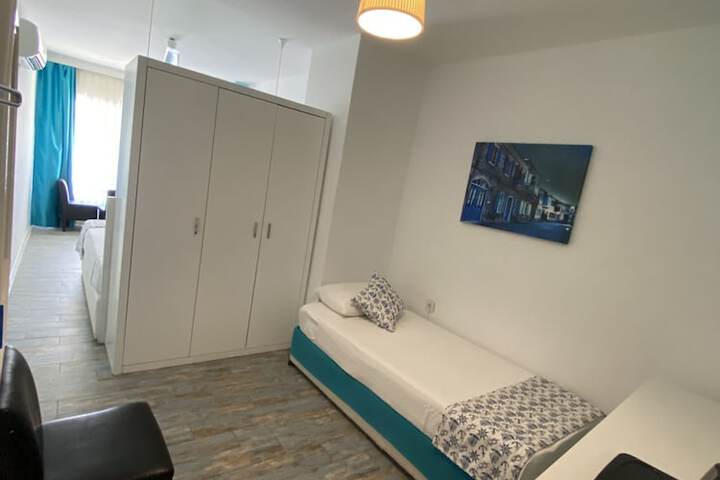 Room 36 of 258
