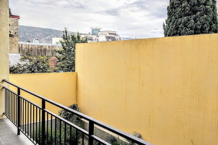 HOTEL CANVAS