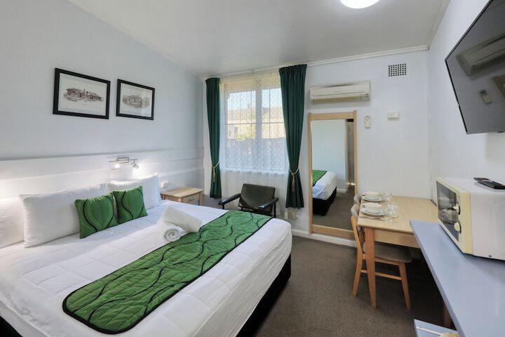 Room 19 of 29