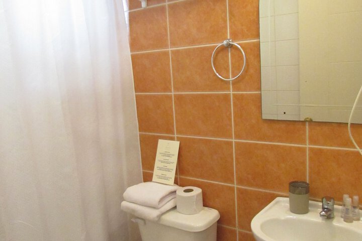 Room 52 of 112