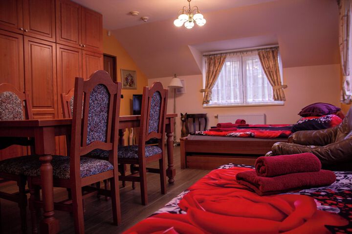 Room 17 of 66