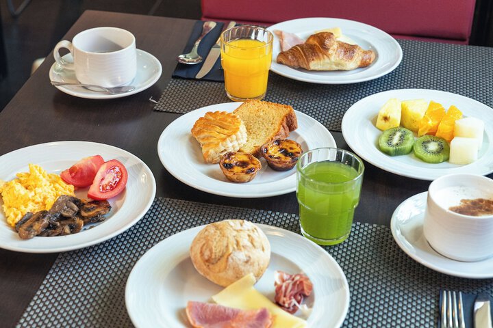 Breakfast meal