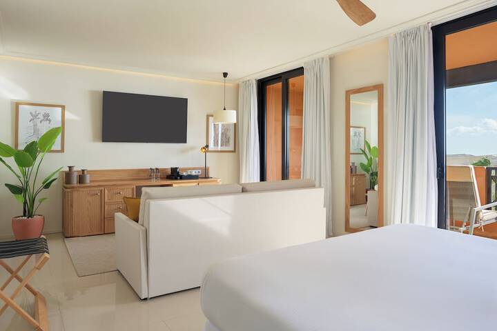 Room 13 of 62