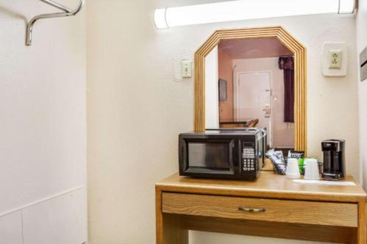 Room 15 of 49