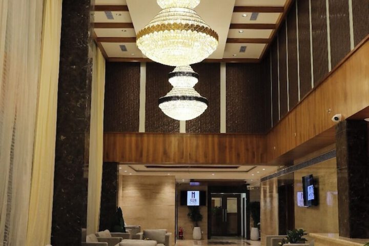 Hotel Interior 11 of 94