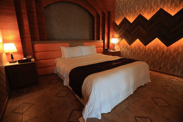 Room 42 of 67