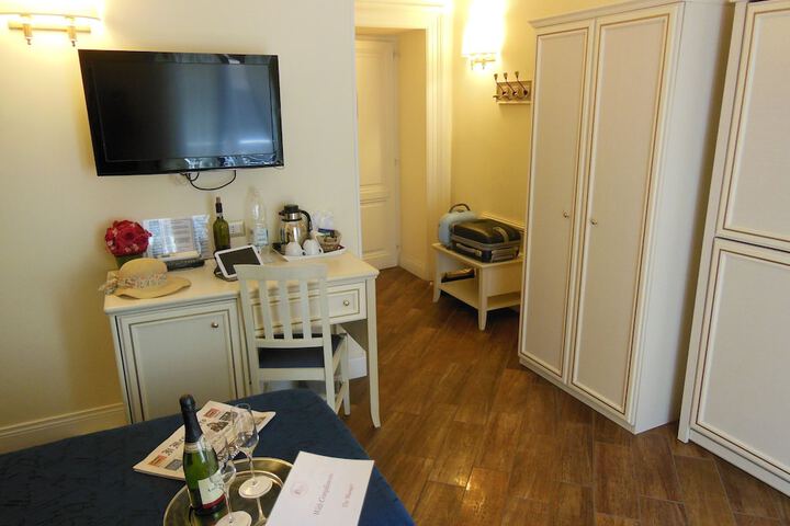 Hotel Interior 5 of 6