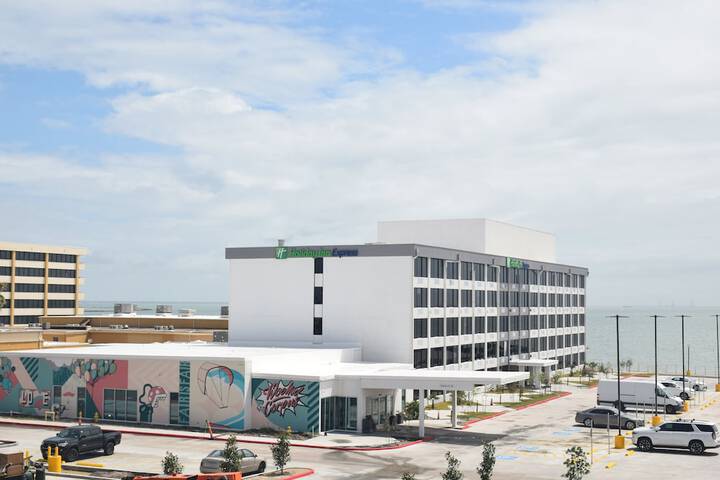 Holiday Inn Express Corpus Christi – Beachfront by IHG in Corpus Christi, TX
