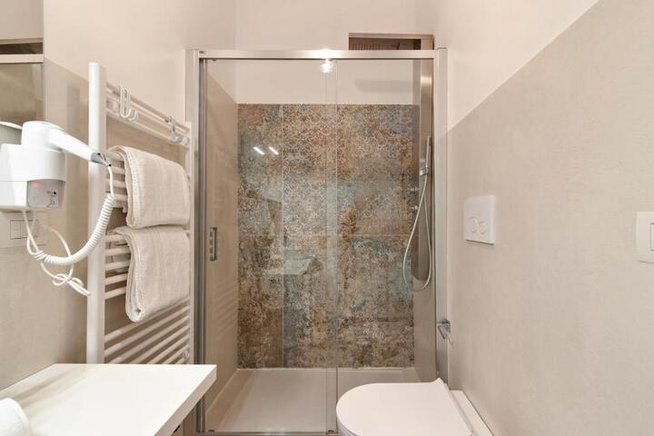 General 11 of 37