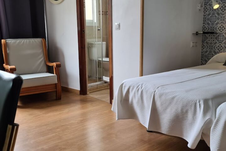 Room 30 of 93