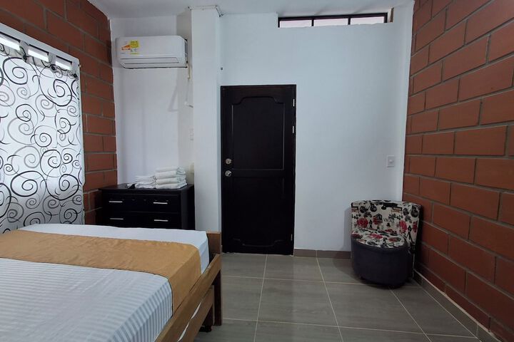 Room 9 of 95