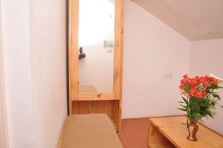Room 48 of 122