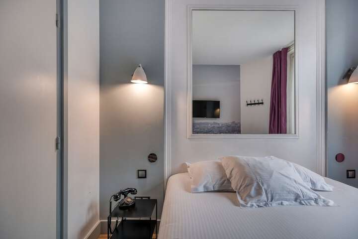 Room 21 of 105