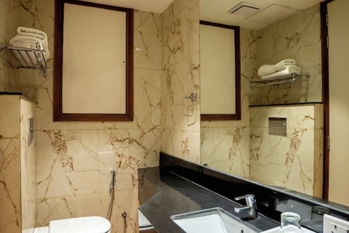 Room 40 of 60