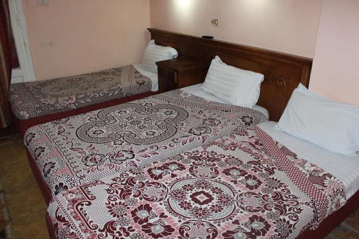 Room 11 of 71