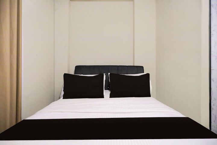 Room 15 of 26