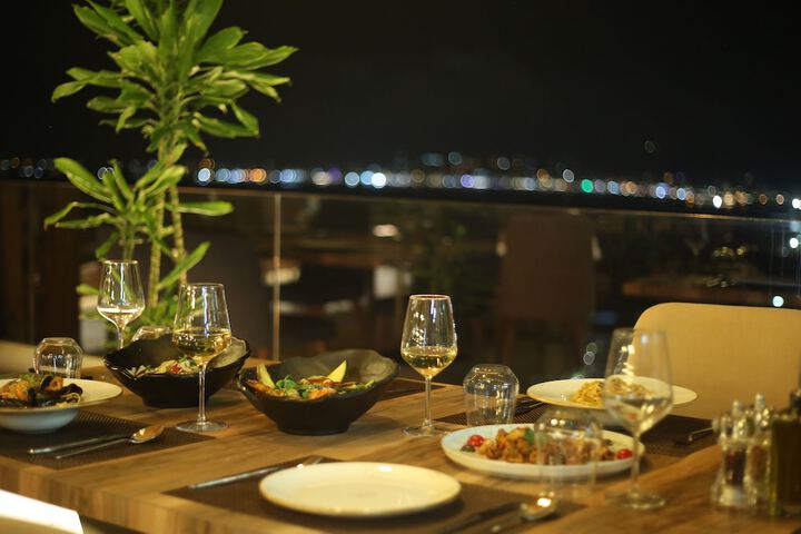 Dining 131 of 218