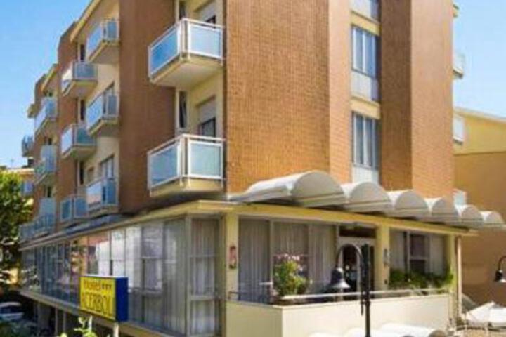 Hotel Acerboli