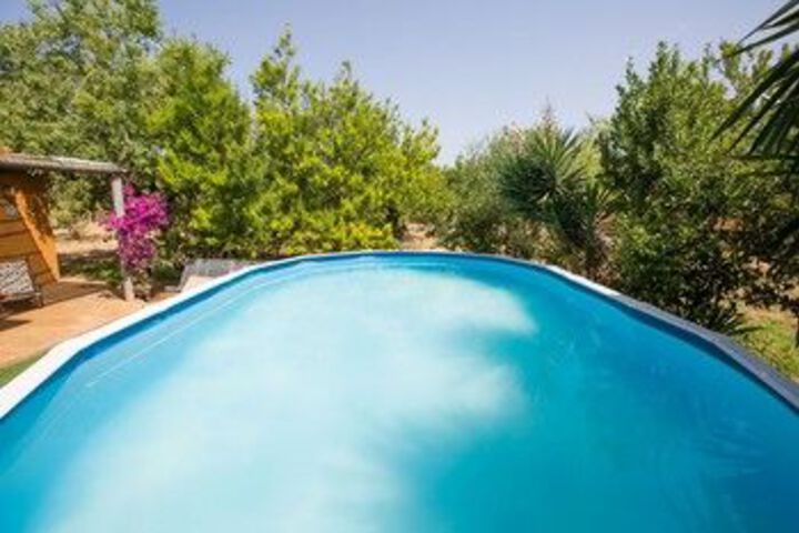 Pool 14 of 19