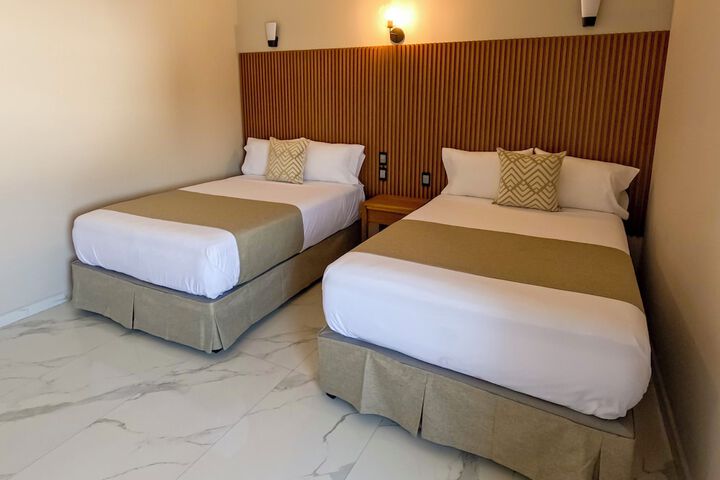 Room 2 of 23