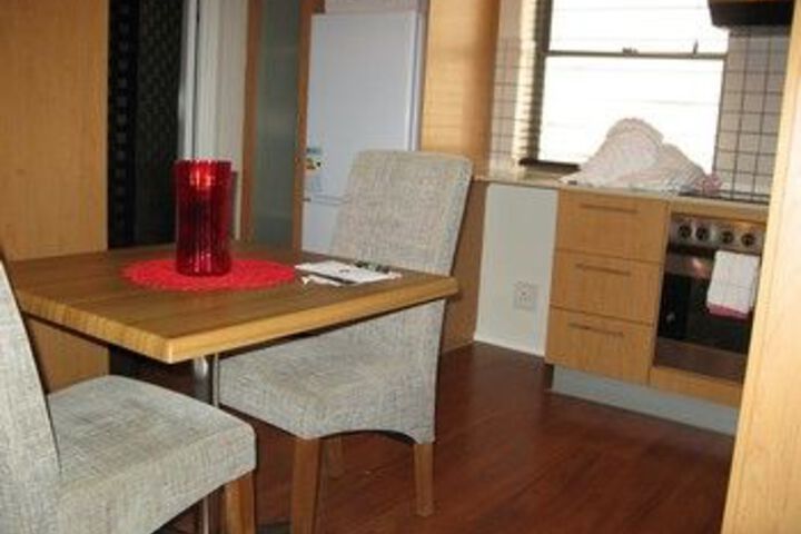 Room 4 of 6
