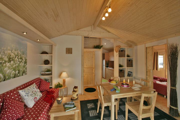 Room 15 of 59