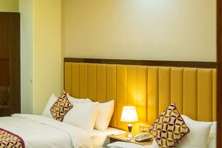 Room 14 of 39