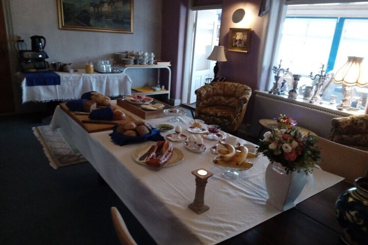 Breakfast/Coffee Service 22 of 30