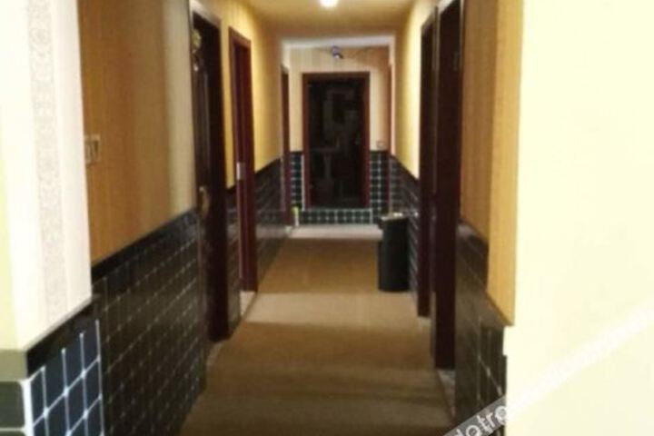 Hotel Interior 5 of 14