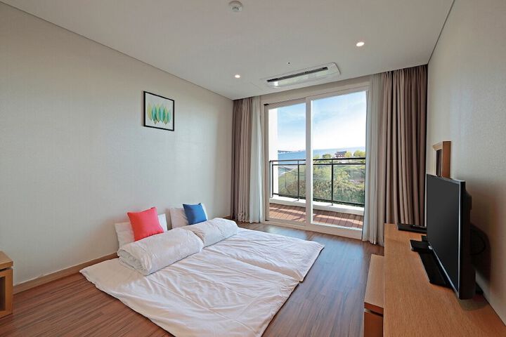 Room 41 of 93