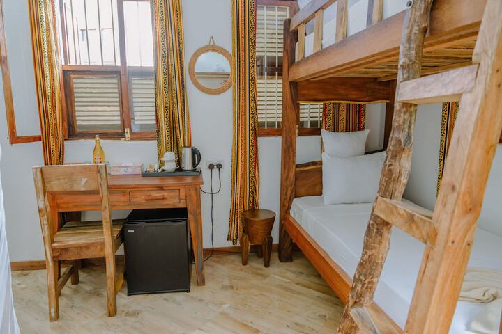Room 30 of 91