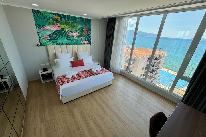 Room 5 of 191