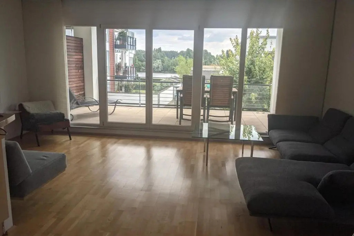 Terrace/Patio 3 of 10