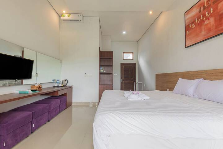Room 12 of 123
