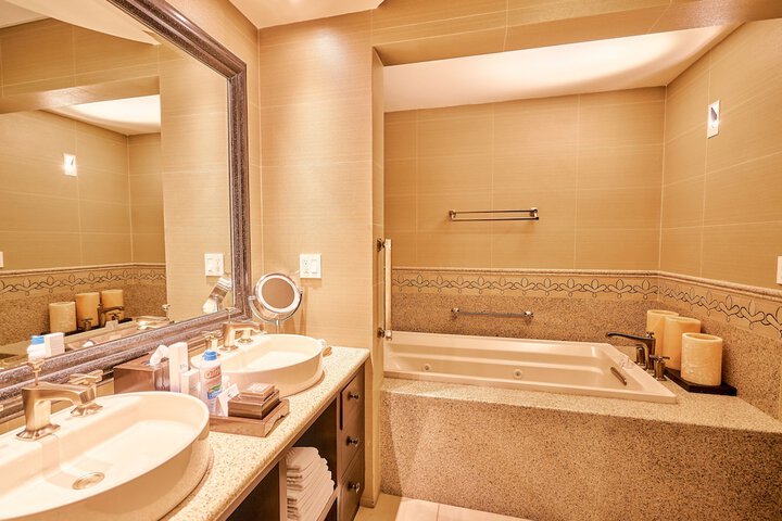 Clean Restrooms