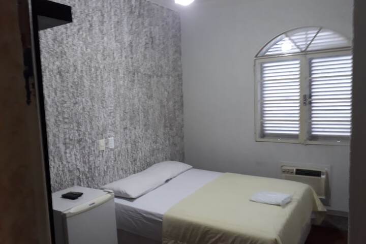 Room 22 of 98