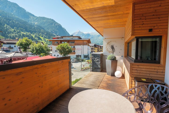 Terrace/Patio 74 of 75
