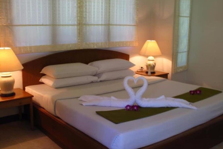 Room 5 of 27