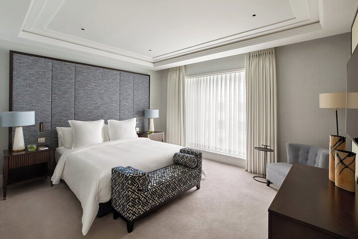 Room 90 of 183