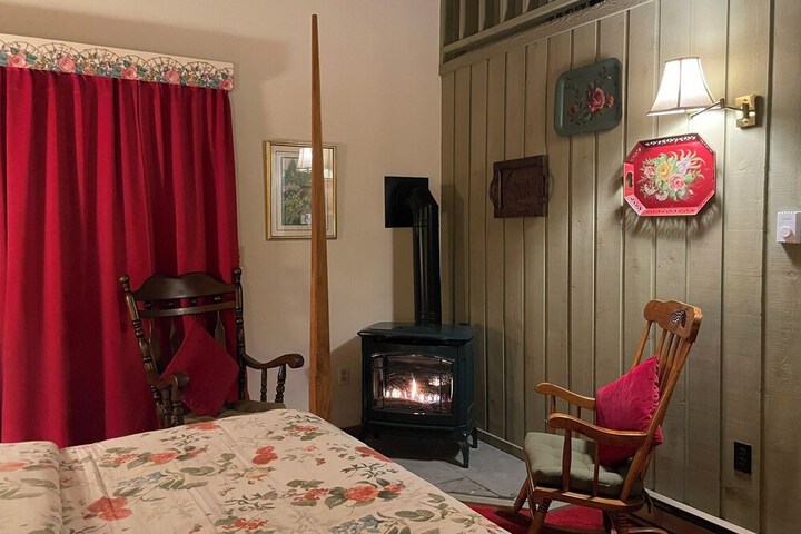 Room 90 of 148