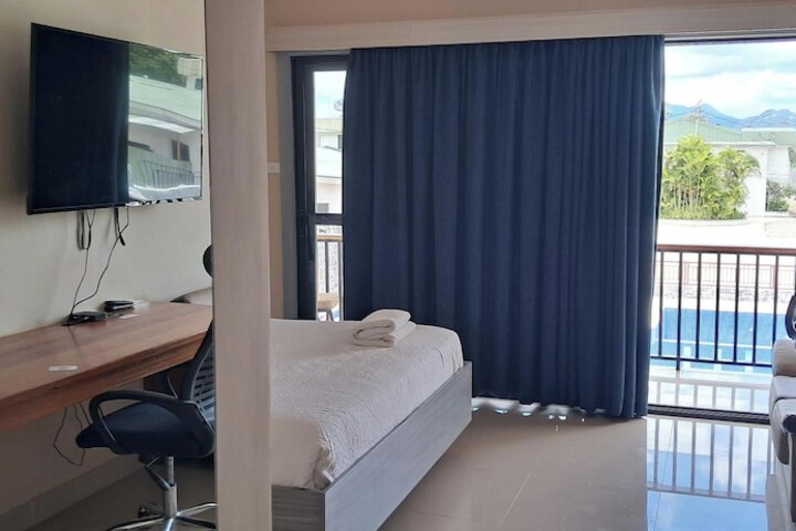 Room 8 of 54