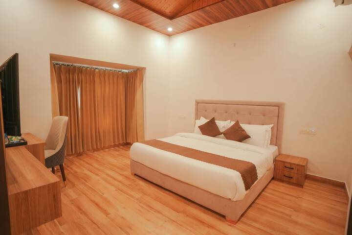Room 6 of 29
