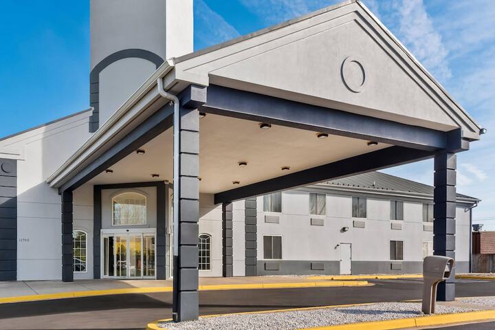 Hotel 84 of 89