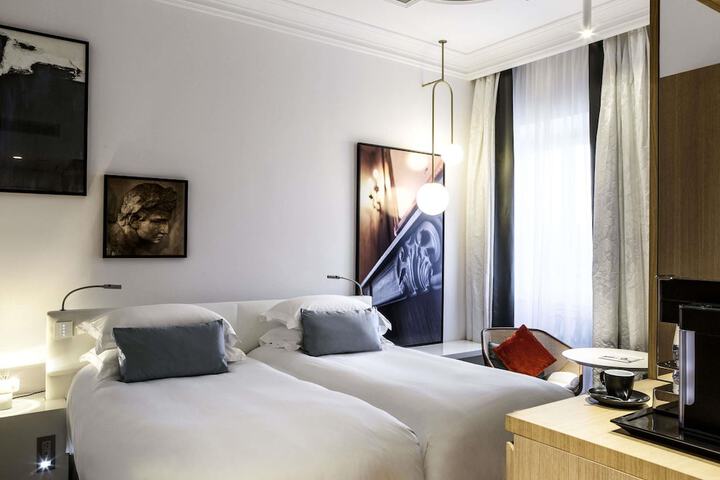 Room 62 of 255