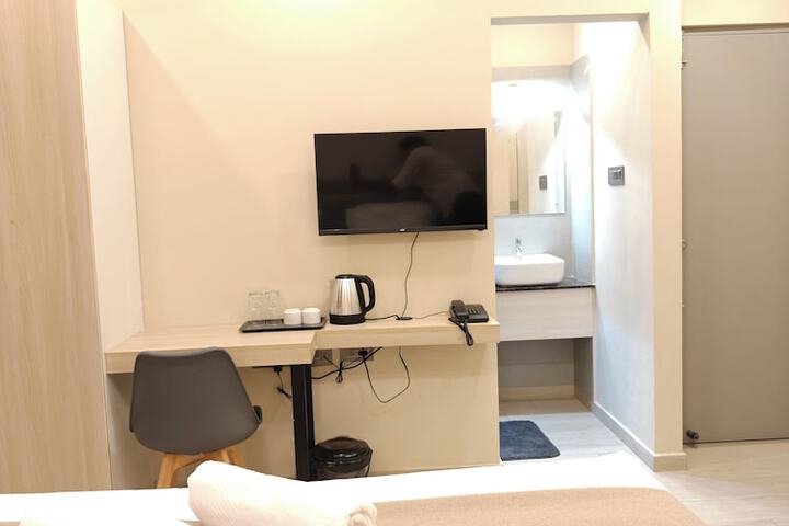 Room 15 of 57