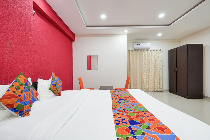 Room 21 of 33