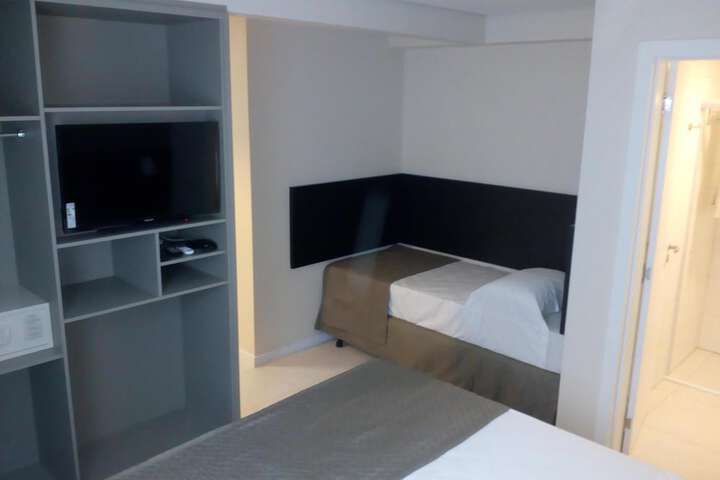 Room 14 of 63