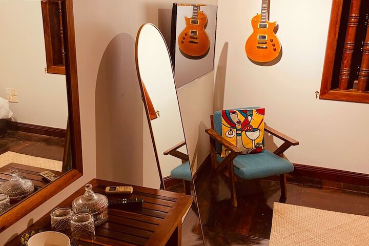 Room 3 of 30