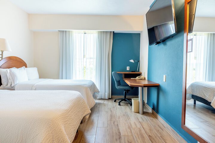 Room 4 of 14