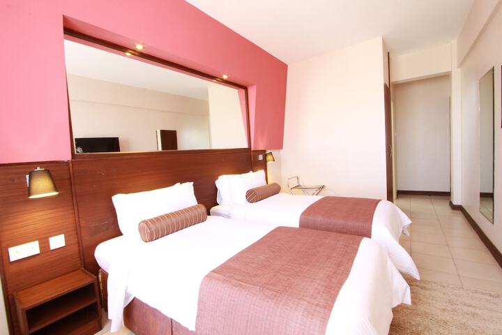 Room 4 of 55